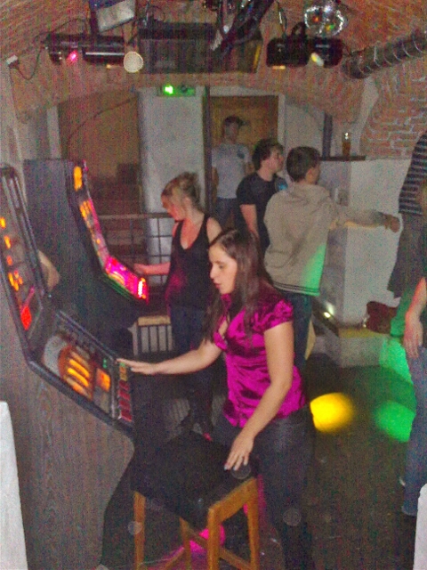 310120101795-001 (480x640)