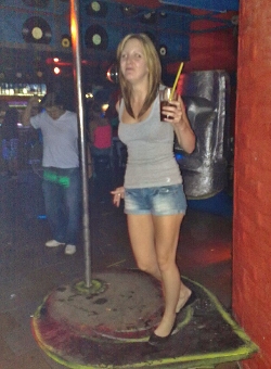 230620123657-001 (250x340)